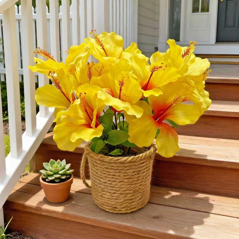 15 Flowers = 3 Bunches of Hibi - огляд і ціна Centerpiece Vase Tall